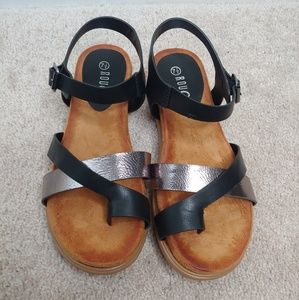 NWT Black/Silver Striped Open Toe Sandals
